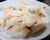 上品な味！【鶏ささみとワカメのすまし汁】作り方3写真