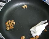 鶏皮入り♡ナンプラーでチャーハン♡作り方2写真