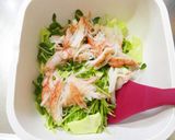 レンジ☆春キャベツ･豆苗･カニカマサラダ作り方5写真