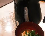 液味噌で簡単♡豆苗の味噌汁作り方4写真