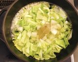 キャベツと押し麦の春スープ作り方4写真
