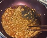 インスタント麺がプロの味に!ピリ辛肉味噌作り方5写真