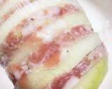 レンジで玉ねぎのひき肉はさみ蒸し作り方3写真