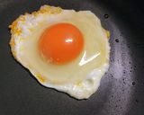 ラー油で目玉焼き☝絶品旨辛目玉焼きレシピ作り方5写真