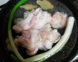 鶏ガラスープで絶品もつ鍋作り方3写真