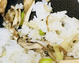 炒飯★キノコと長ネギのしょう油チャーハン作り方3写真