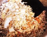 ごま油香るとり挽肉と根菜のおかずスープ作り方3写真