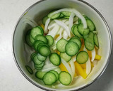 かにかまと新たまねぎのサラダ作り方3写真