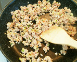 餃子のタネで☆ひき肉と厚揚げの醤油炒め作り方3写真