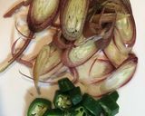 【超簡単】オクラとみょうがのお味噌汁作り方2写真
