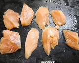簡単！銀鮭ムニエルと小松菜の醤油炒め作り方3写真