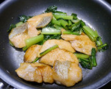 簡単！銀鮭ムニエルと小松菜の醤油炒め作り方9写真