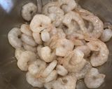 エビとセロリの塩麹炒め！作り方1写真