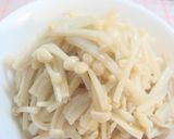 鶏とえのきのワサビ和え☆.｡.：*･゜作り方4写真