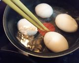 春★可愛い♪【桃色ゆで卵のサラダ仕立て】作り方4写真