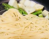 新じゃが＆アスパラのしょう油バターパスタ作り方4写真