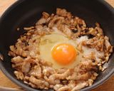 黒糖生姜パウダー使用！豚肉のチャーハン作り方2写真