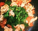 簡単美味！豚肉とトマトのくん製塩炒め作り方3写真