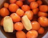 鶏きんかんのハチミツ生姜煮作り方1写真