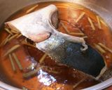 ブリかま白だし煮付け。作り方3写真