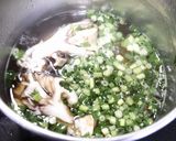 簡単！大きな舞茸のお吸い物作り方2写真