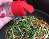 豆苗ともやしのオイスター炒め作り方4写真