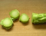 ●ブロッコリーの茎のステーキ蒸し焼き●作り方1写真