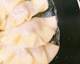 手が汚れない!簡単☆羽根つき餃子作り方7写真