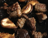 煮込み用牛肉と生椎茸の塩麹ステーキ！作り方4写真