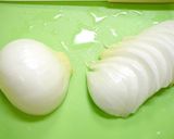 簡単！甘～い新玉葱のベーコン炒め作り方1写真