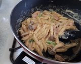 アスパラとペンネの味噌カルボナーラ作り方7写真