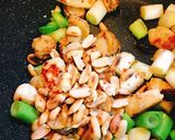 鶏ささみとホタテのピーナッツ炒め作り方5写真