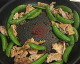 スナップエンドウと豚肉のオイスター炒め作り方4写真