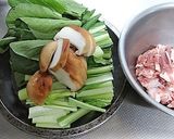 麺つゆで✿小松菜と豚肉のさっと煮作り方1写真