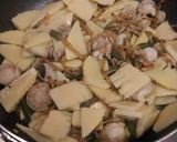 夕食♪美味♪筍と土筆ベビーホタテの炒め煮作り方5写真