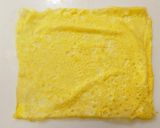 春キャベツの上で薄焼き卵に包まれた☆焼売作り方3写真