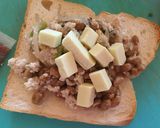 納豆と鶏そぼろのチーズトースト作り方3写真