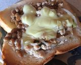 納豆と鶏そぼろのチーズトースト作り方4写真