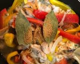 鶏とパプリカの白ワイン煮作り方6写真