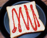 簡単朝ごはん☆具なしのピザ風トースト作り方1写真