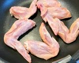 フライパンで手羽先の旨うま甘辛煮♪作り方1写真