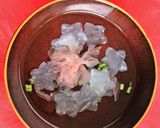 桜の花の塩漬けと蕪(大根)のお吸い物作り方5写真