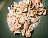 砂ずりガーリックバター炒め（砂肝）作り方3写真