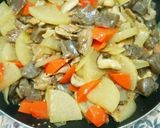 ご飯に合う♪豚肉と大根の甘辛味噌炒め煮☆作り方9写真
