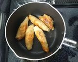 冷凍鶏かわぎょうざのごま油焼き作り方6写真