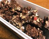 フルグラと柿の種のチョコクランチ☻作り方5写真