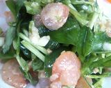 芝えびのマヨプラー炒めとそら豆苗のサラダ作り方4写真