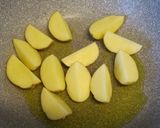 新じゃがとマッシュルームのアンチョビ炒め作り方2写真