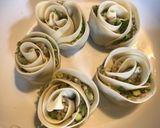 パクチーとフェンネルの薔薇餃子(鶏肉)作り方5写真