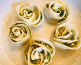 パクチーとフェンネルの薔薇餃子(鶏肉)作り方6写真